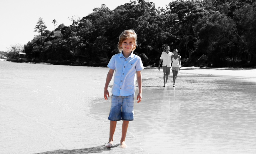 Image 4: Enjoy a $50 one-hour on-location photography session