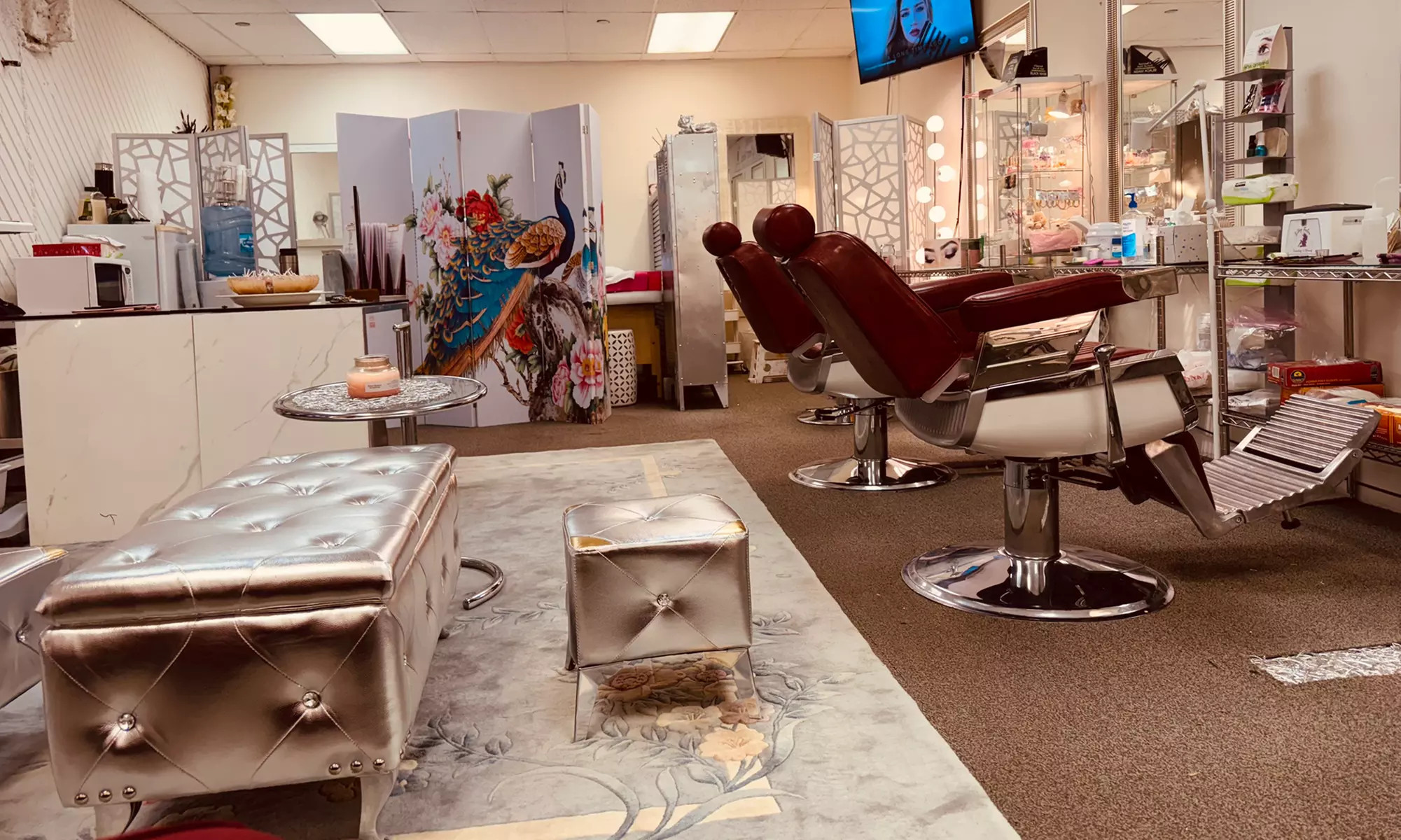 No-Chip Manicure or Spa Manicure (No-Chip and Dry Hand Treatment)