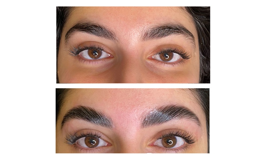 Image 4: Bis zu 46% Rabatt auf den Wimpernwelle bei Studio BESPOKE