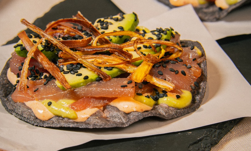 Image 16: Menú mexicano para 2 o 4 personas con platos, bebidas y cócteles 