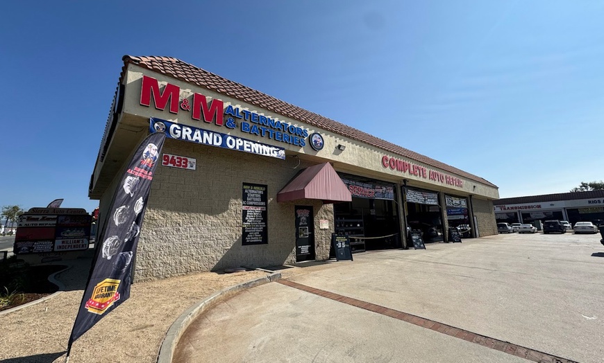 Image 2: Comprehensive Oil Change, Fluid Top Off or Full Service Oil Change 