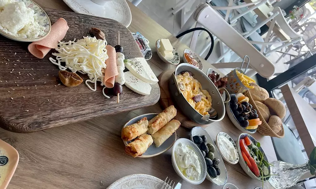 Orientalische Geschmacksreise in die Türkei – Traditionelles Frühstück