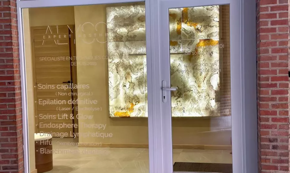 Massage personnalisé et soin visage avec Alyssa Institut