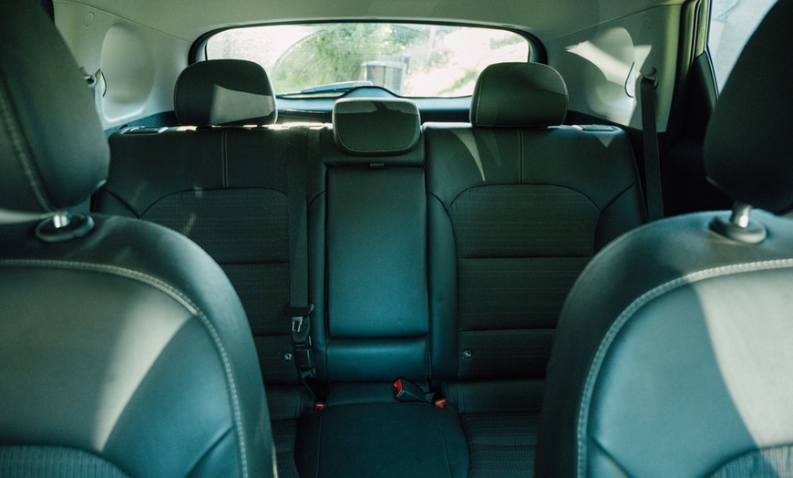 Image 1: Basic oder Spezial Auto-Innenraumpflege mit Dampfreinigung