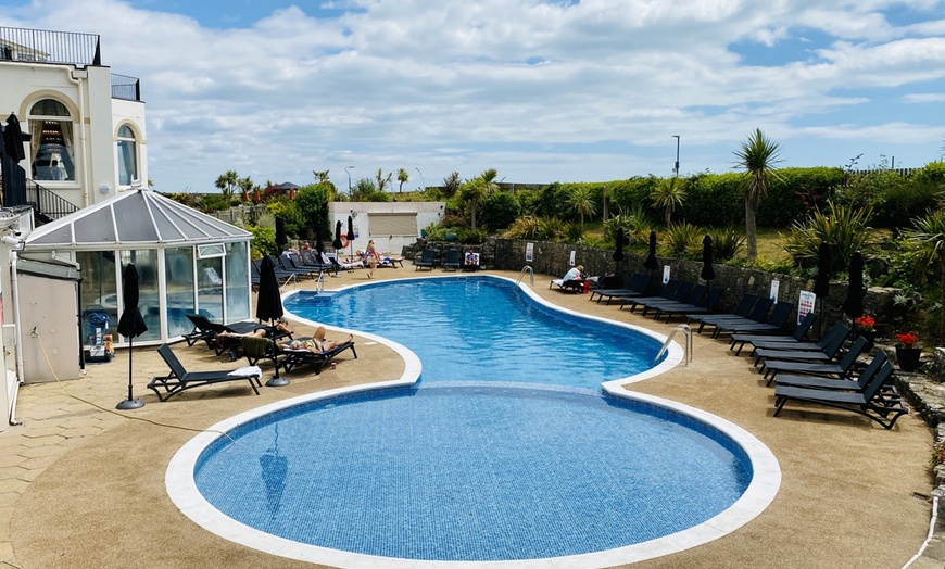 Image 7: Up to 52% Off on Massage - Swedish at Crow’s Nest Beauty Lounge