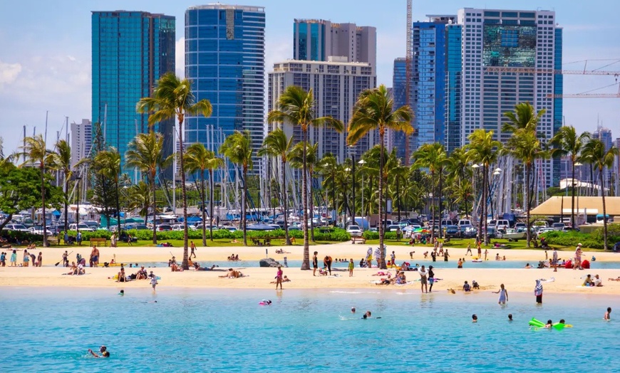 Image 2: ✈ 4-Day Hawaii Vacation with Air from Great Value Vacations
