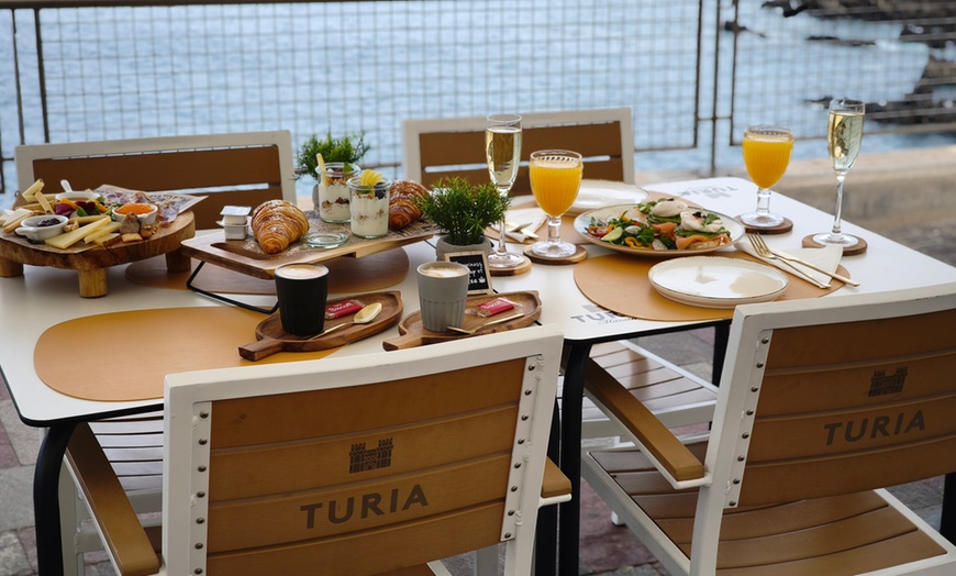 Image 2: Brunch para 2 o 4 personas con vistas a La Gomera y La Palma