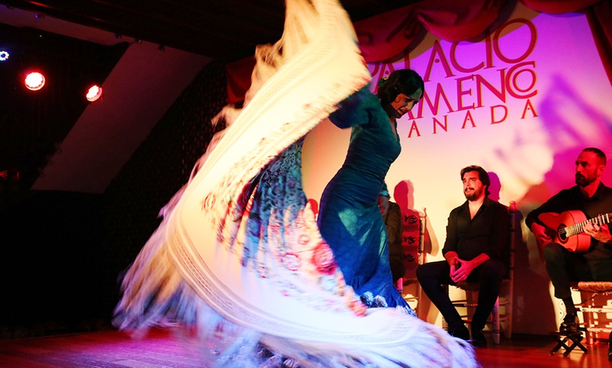 Image 5: Entrada a espectáculo flamenco para 2 o 4 en el corazón del Albaicín
