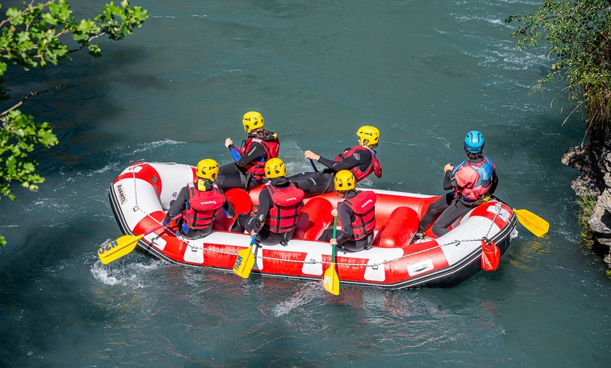 Image 3: Rafting en Savoie avec Evolution 2, sensations et nature garanties