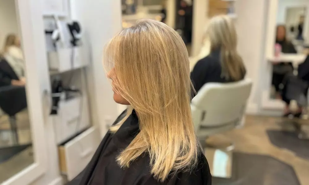 Expert Hair Color & Style: Highlights, Ombre, Balayage, Haircut