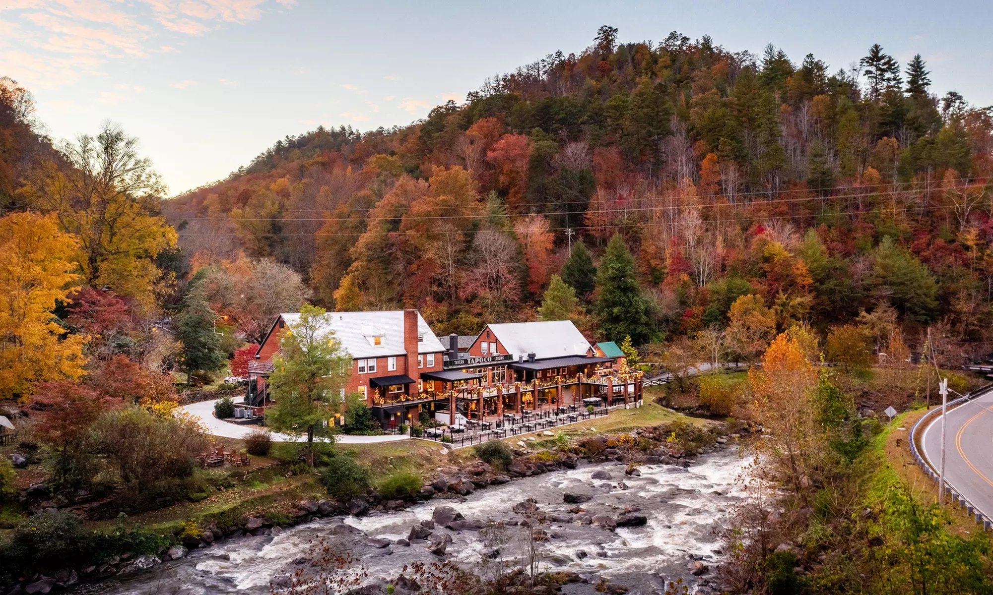 Exclusive Deal: Cozy Stay at Tapoco Lodge Resort