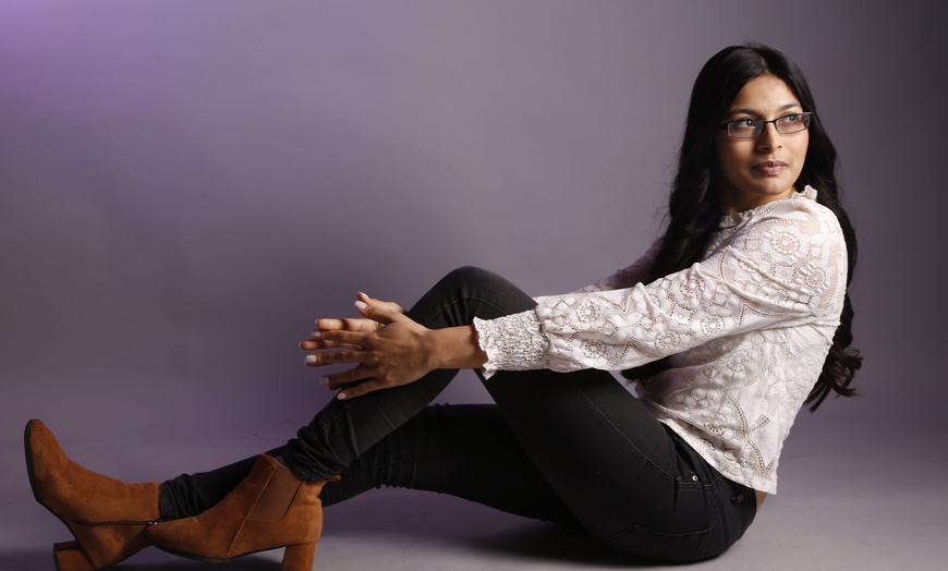 Image 8: Luxury Fashion Makeover & Professional Photoshoot Experience