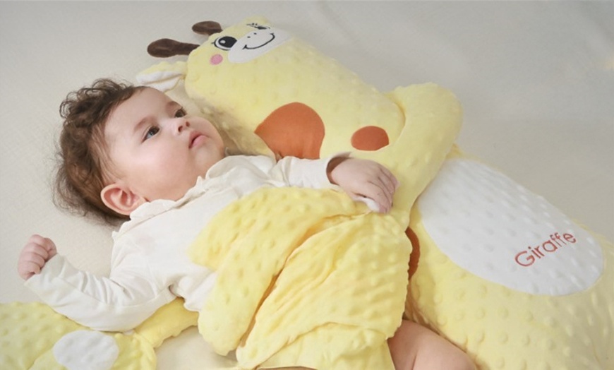 Image 4: Soothing Baby Sleep Pillow with Remote Control