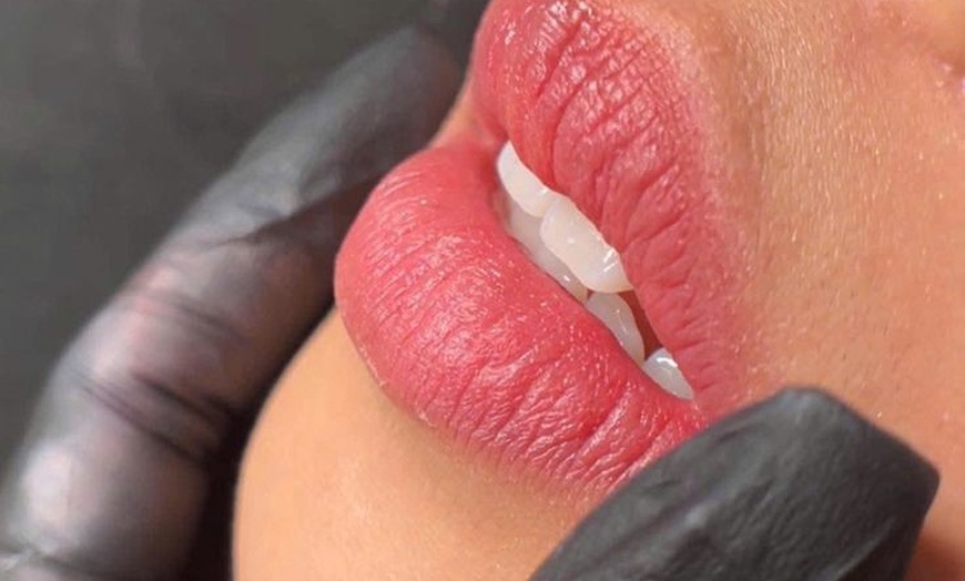 Image 7: Save Up to60% Off on Expert Microblading & Permanent Makeup 