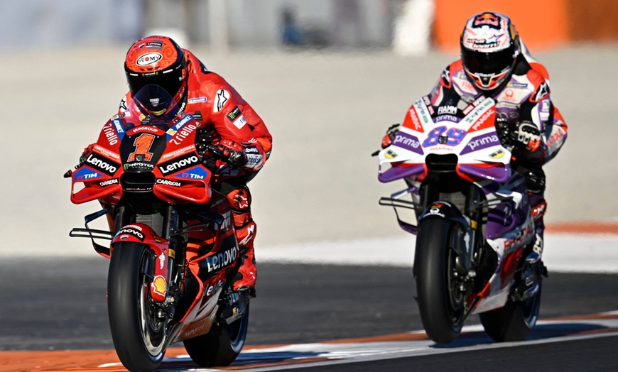 Image 3: Valencia : entrée 1 ou 3 jours Moto GP avec 1 ou 3 nuits d'hôtel 