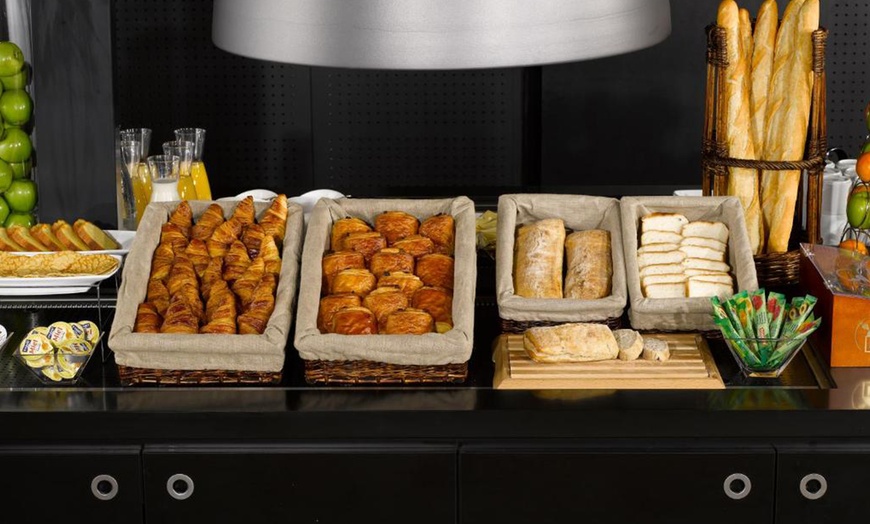 Image 8: Paris-West: Doppelzimmer, opt. mit Frühstück