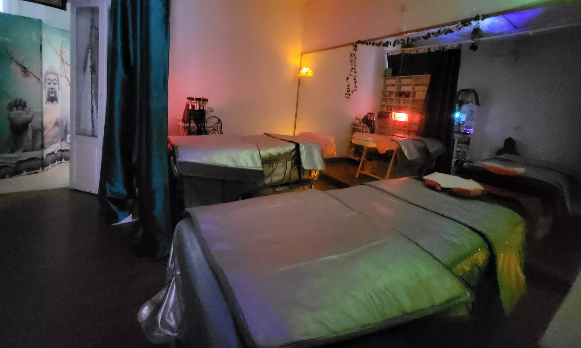 Tratamiento facial y corporal a elegir con drenaje linfático y más