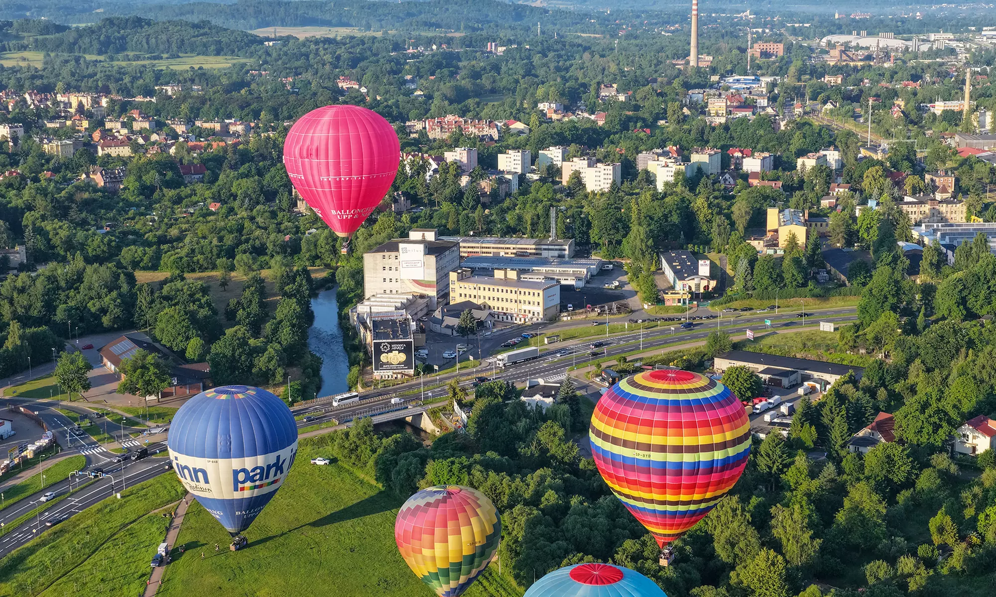 Lot balonem dla 2 osób z certyfikatem, zdjęciem, transportem i więcej