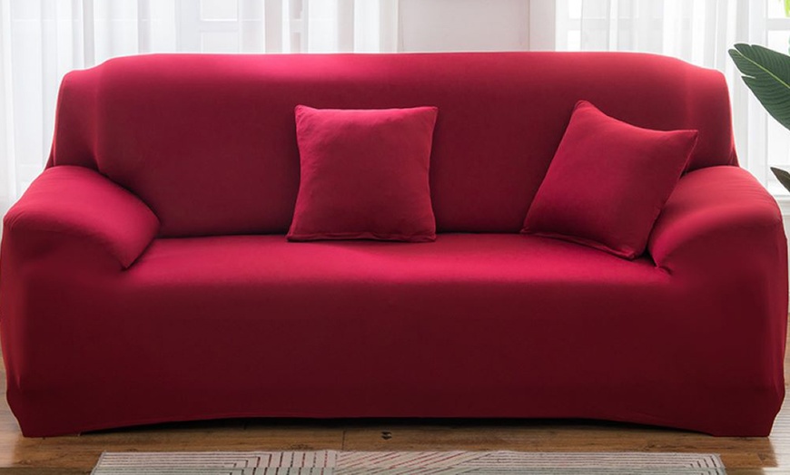 Image 9: Stretchy Protective Sofa Cover