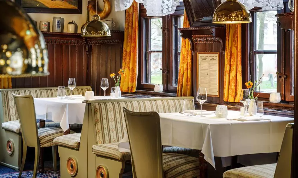 Büsum: 2 oder 3 Nächte inkl. Frühstück, 1x 2-Gänge-Menü & Schwimmbad