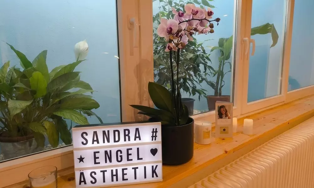 Mikropigmentierung – Powder Brows mit optionalem Touch-Up für 1 Person