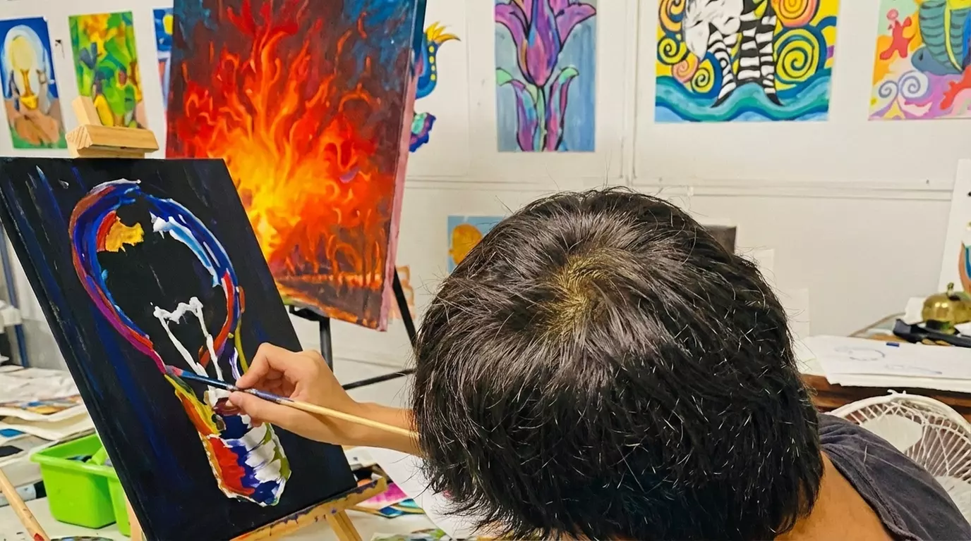 Drawing Session w/ Graphite, Charcoal or Pastel or 3-Hr Master's Class