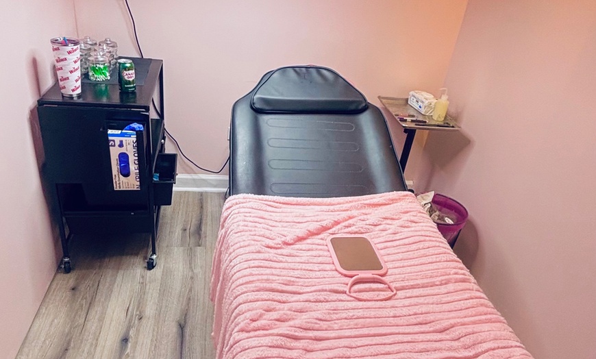 Image 2: Get Microblading, Lip Blushing or Powder/Combo/Ombré Brows