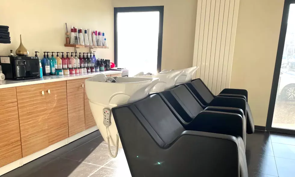 Forfait shampooing, coupe, brushing sur toutes longueurs de cheveux