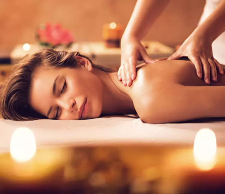 1, 3, or 5 Sessions: 60-Min Choice-of-Massage (Hot Stone/Deep Tissue)