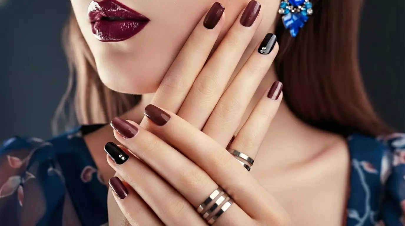 Flawless & Long-Lasting SNS Full Nail Set –  1 or 2 Visits