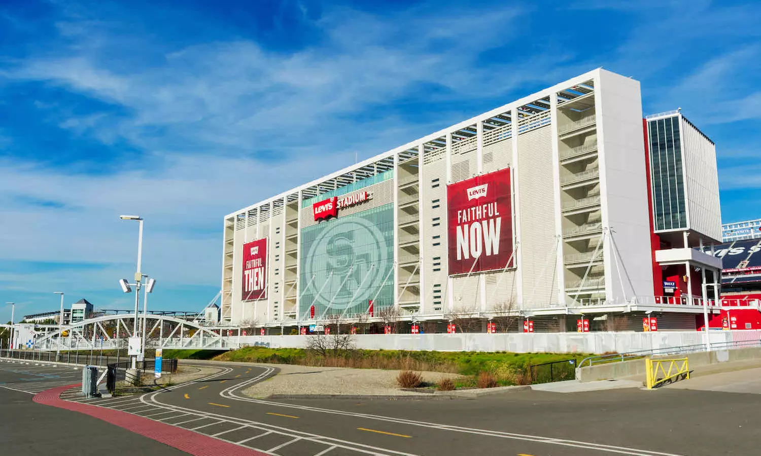 49er Express Shuttle from Fisherman's Wharf To Levi's Stadium