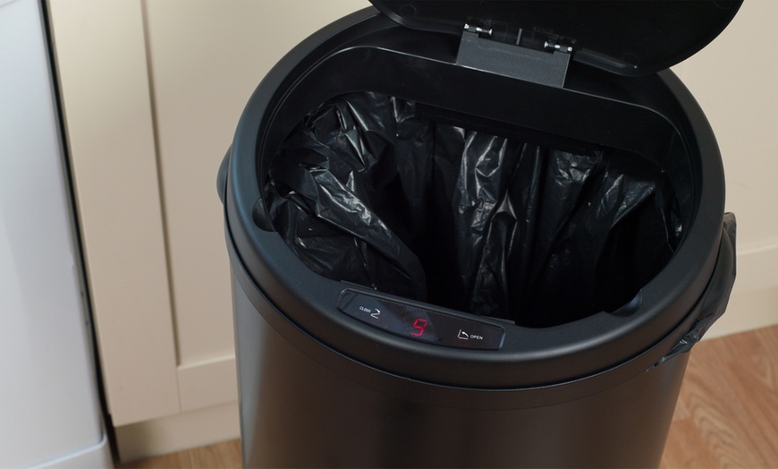 Image 32: Russell Hobbs 50L Sensor Bin