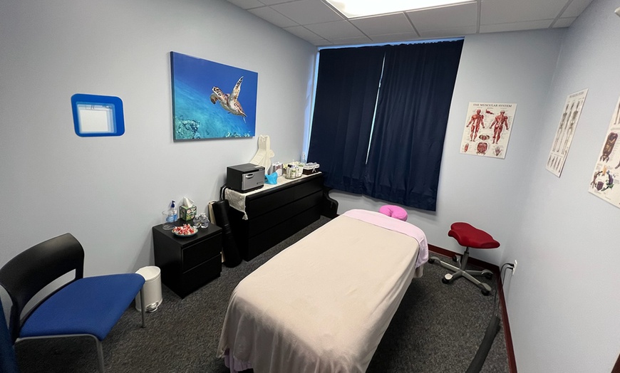 Image 6: 60 or 90-Minute Massage with Laser Therapy or Spinal Decompression