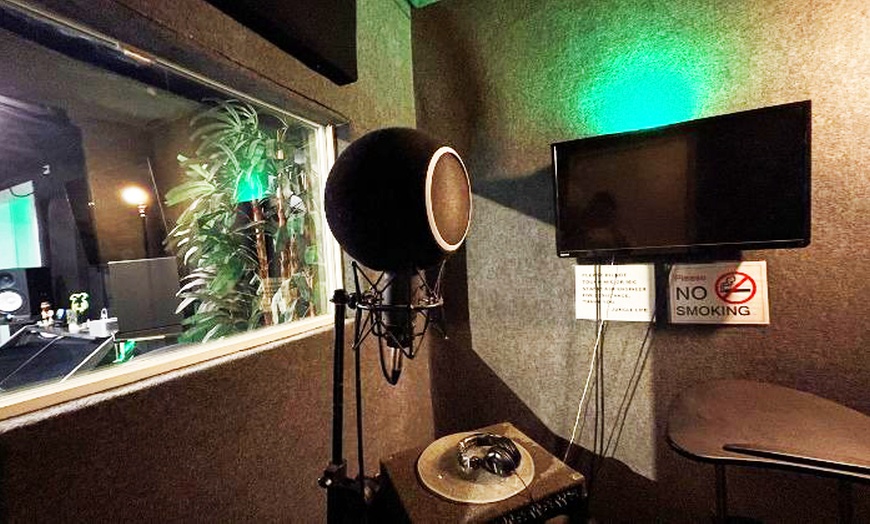 Image 6: Record Your Music with In-Studio Recording Sessions!