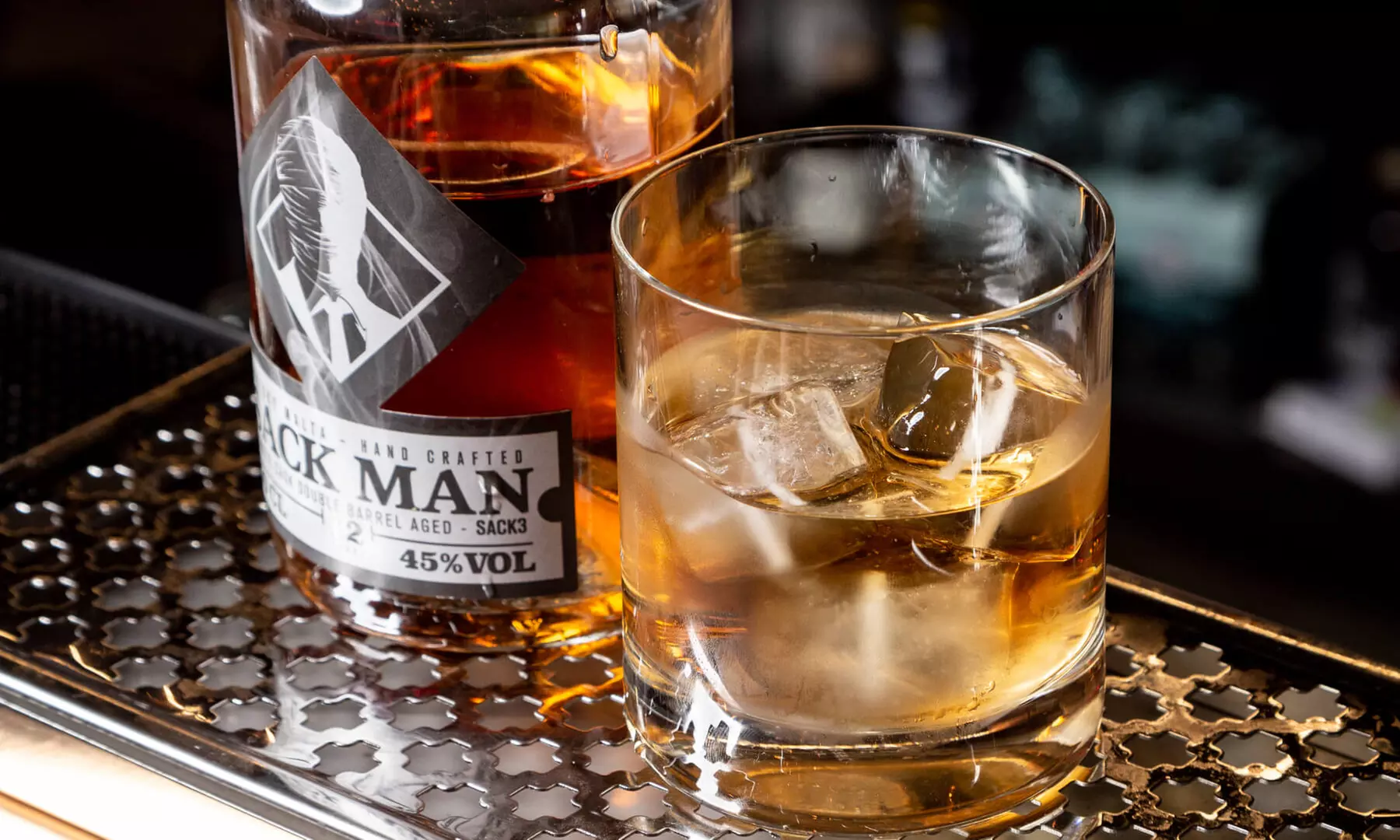 Tour y cata de 5 destilados para 2 o 4 personas en Sackman Destileria