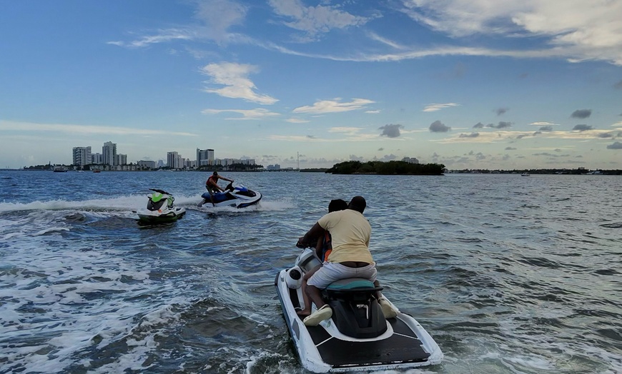 Image 5: Kayak Rental 2 hours for one or for  2 or 4+ Tour Guide Raccoon Island