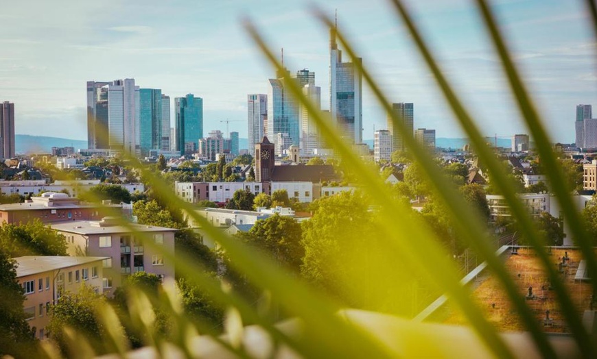 Image 2: Frankfurt am Main: Standard double room including breakfast