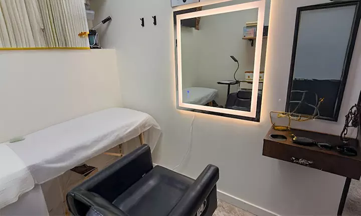 One Microblading Session with Optional 6-Week Touch Up