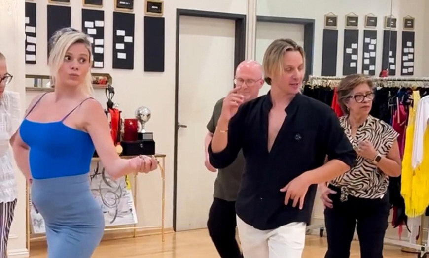 Image 2: Learn to Dance in Style with 2, 5 or 10 Group Dance Lessons