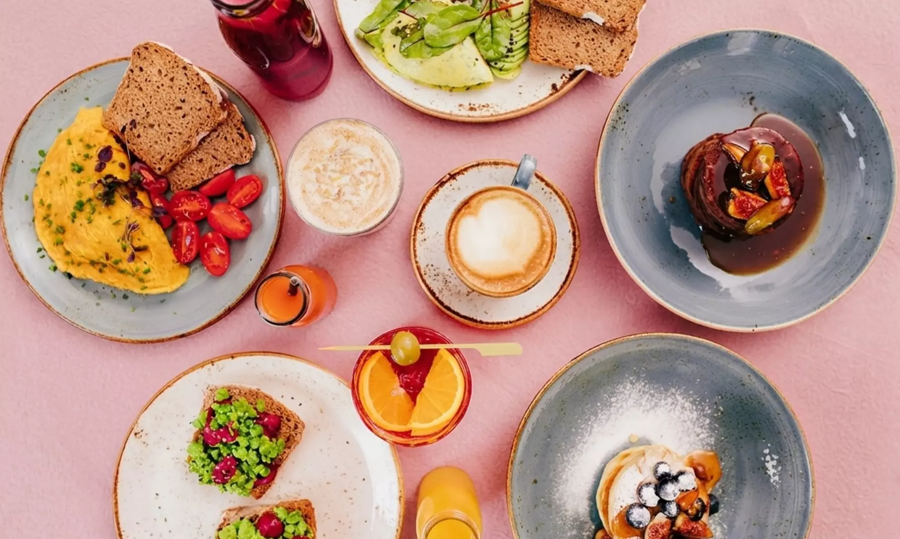 Menú de brunch para 2 o 4 personas con platos y bebidas a elegir