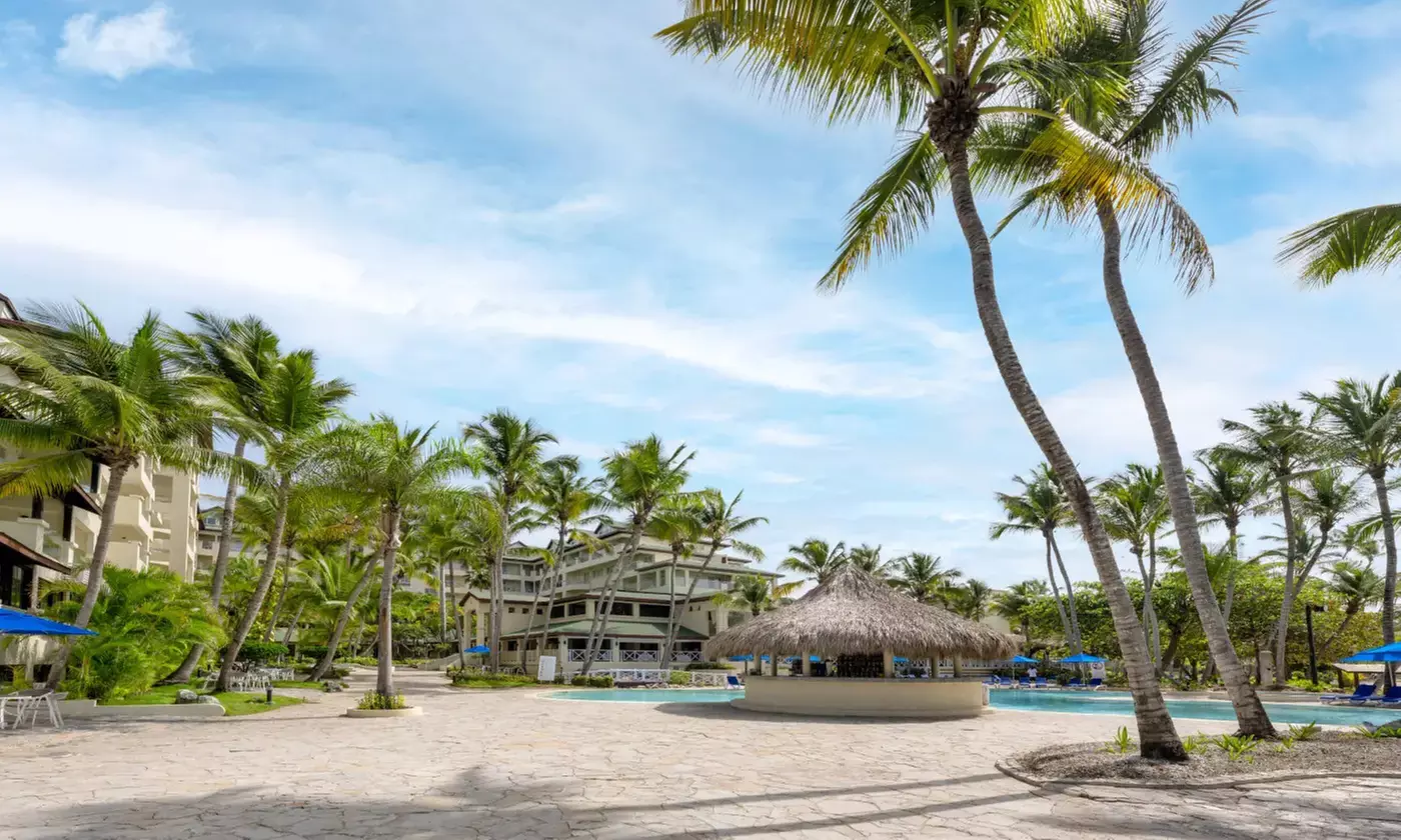✈ 4-Day Coral Costa Caribe Trip w/Air&Hotel from Great Value Vacations