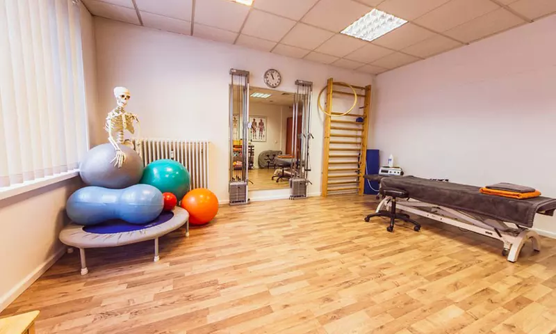 30-60 Min. Kräuterstempel-Massage für 1 Person