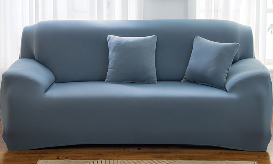 Image 3: Stretchy Protective Sofa Cover