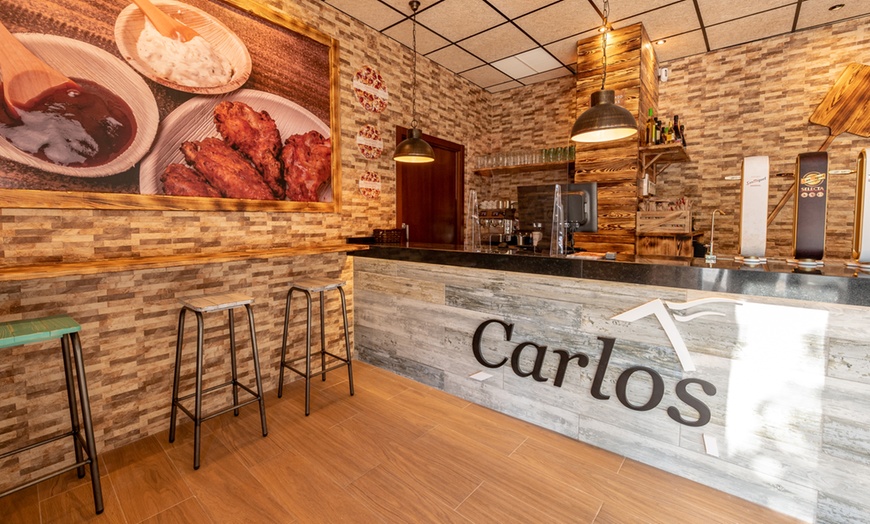 Image 5: 2x1 en pizzas medianas en Pizzerías Carlos, con más de 45 ubicaciones