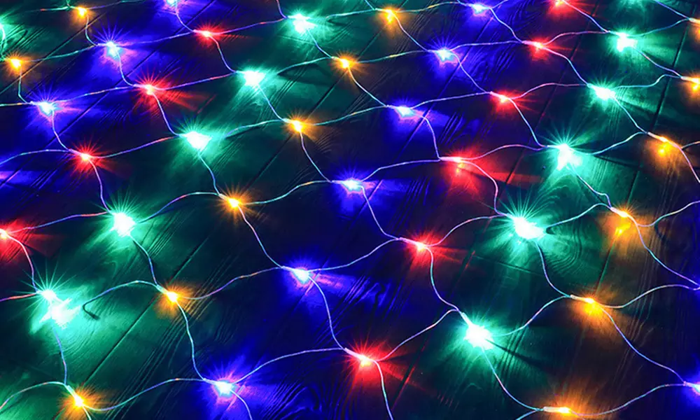 LED-Netzlichter mit Solarpanel