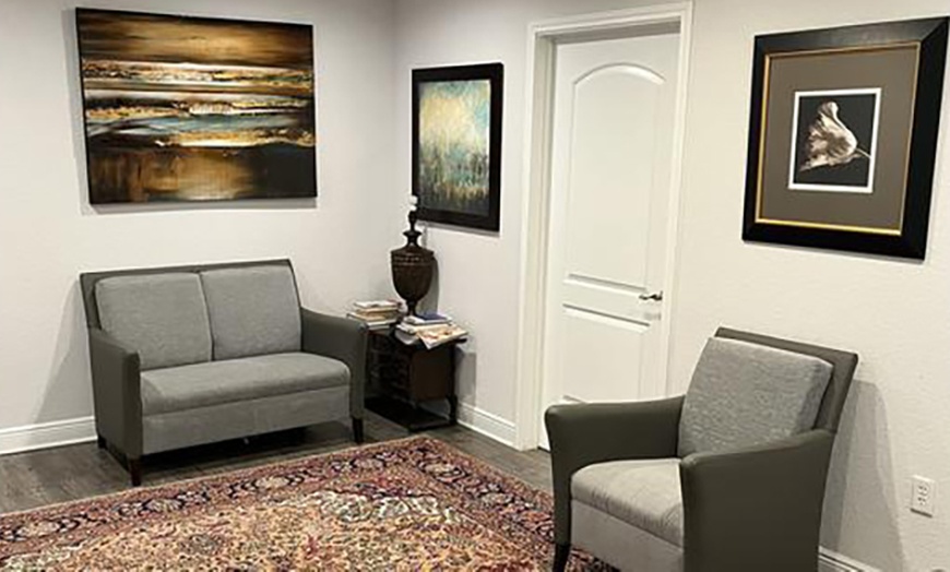 Image 1: Get 60 / 90 Min Deep Tissue or Swedish Massage with Hot Stones & Oil
