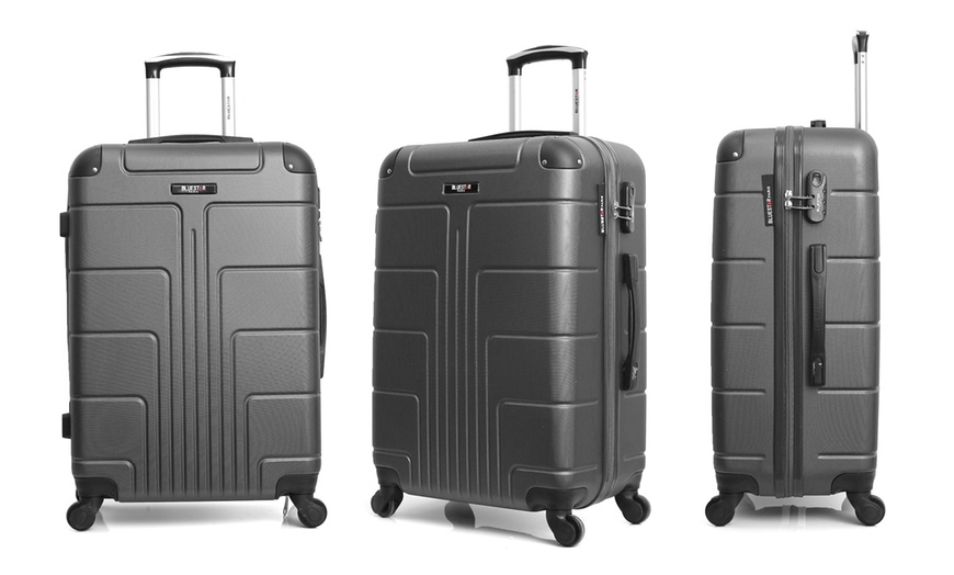 Image 2: Cabin Luggage