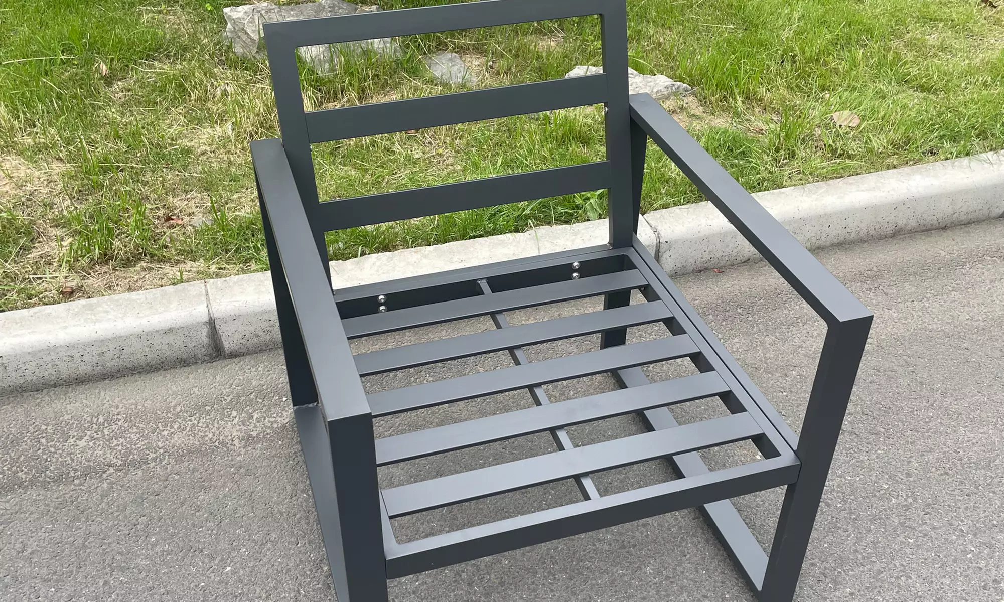 6-Seater Aluminum Firepit Dining Set - Image 5