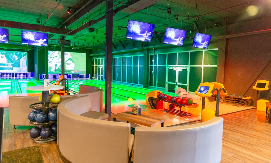 Image 2: Bowling, Arcade & Date Night at Launch Family Entertainment - Warwick
