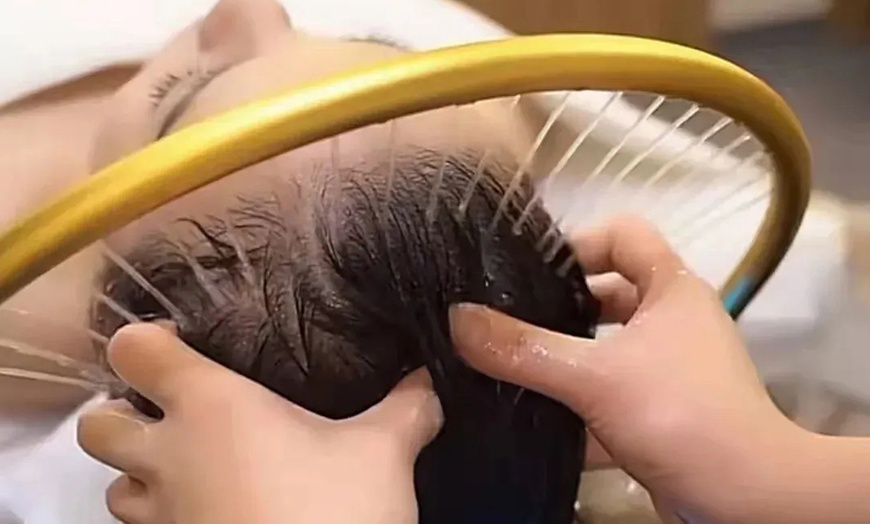 Image 3: 60-min Classic Head Clean, Massage & Water Spa, or 90-Min with Facial